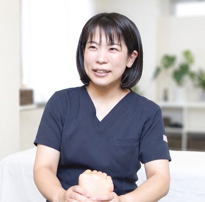 河上 亜衣子先生